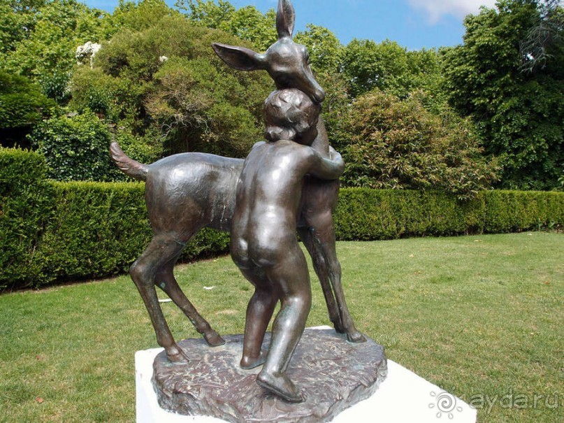 Зелёная майолика Калдаш-да-Раиньи