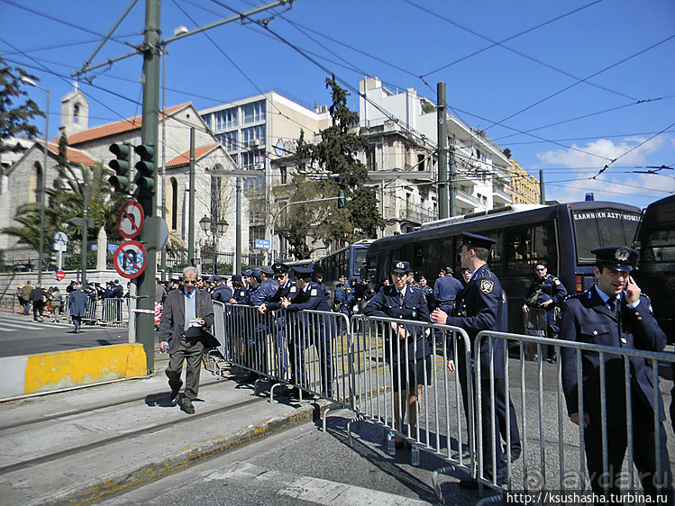 Альбом отзыва "Поломанные планы или нежданный подарок"