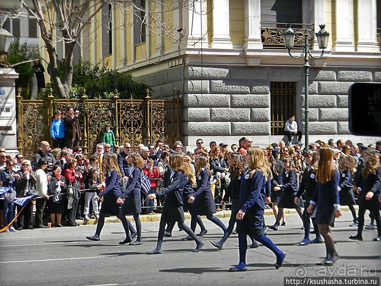 Альбом отзыва "Поломанные планы или нежданный подарок"