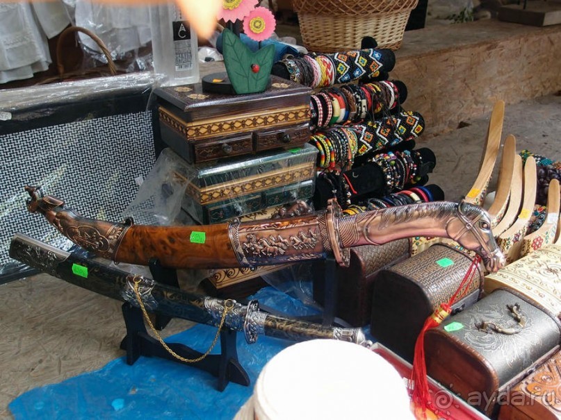 Пелеш в пылающем наряде