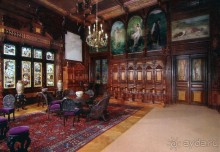 Пелеш в пылающем наряде