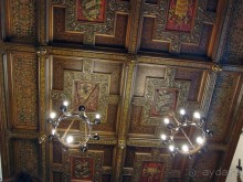 Пелеш в пылающем наряде