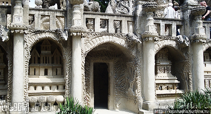 Дворец почтальона — фантазера и мечтателя