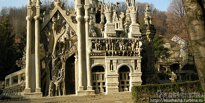 Дворец почтальона — фантазера и мечтателя