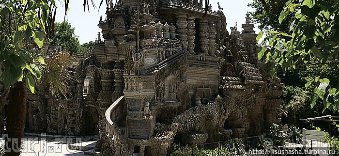 Дворец почтальона — фантазера и мечтателя