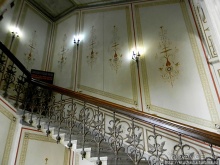 Илионский дворец полон древних монет