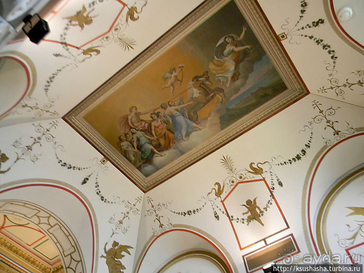 Илионский дворец полон древних монет