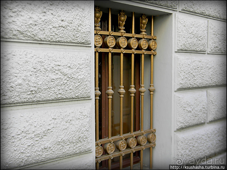 Илионский дворец полон древних монет