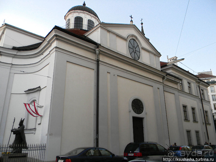 Гардкирхе или маленькое приключение возле Шварценбергплатц