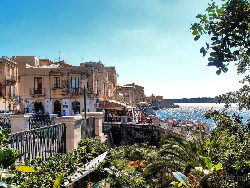 Сиракуза. Аретуза, Артемида, Архимед