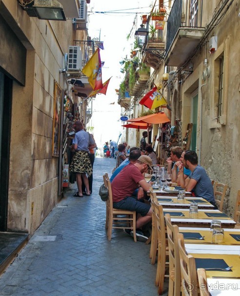 Сиракуза. Аретуза, Артемида, Архимед