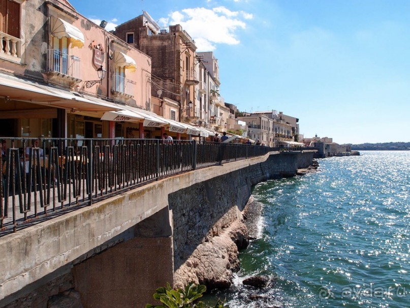 Сиракуза. Аретуза, Артемида, Архимед