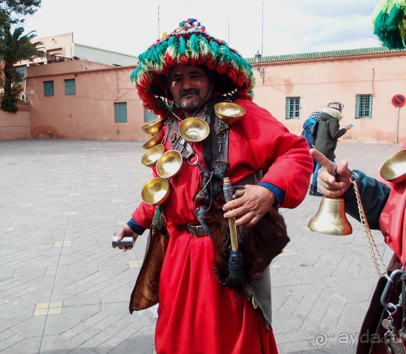 Джемаа эль-Фна. И пир, и мир, и «добры» люди