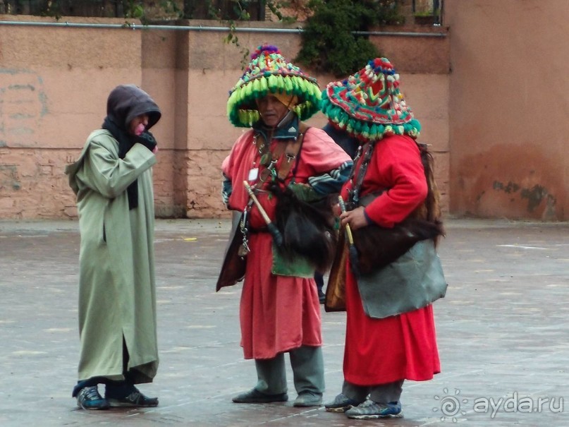 Джемаа эль-Фна. И пир, и мир, и «добры» люди
