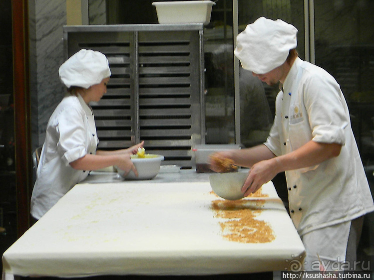 В традициях императорского двора
