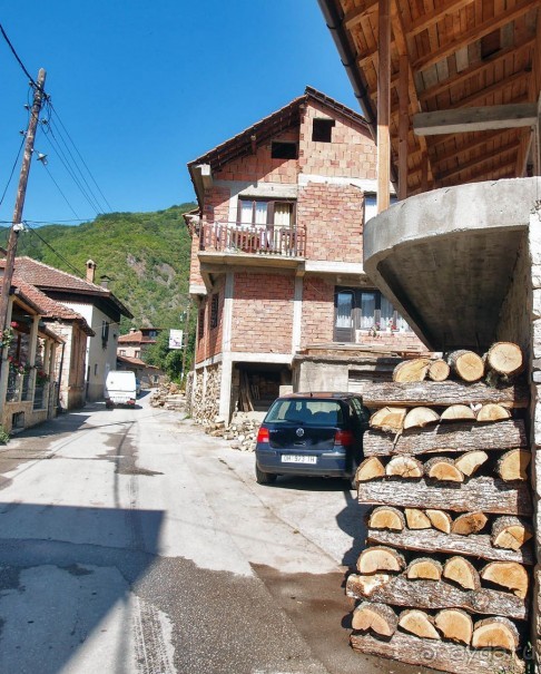 Вевчани. Непокорное село и его родники