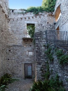 Эриче. Уединение и святость