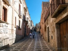 Эриче. Уединение и святость