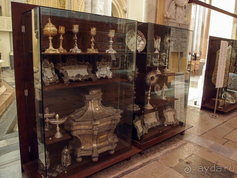 Эриче. Уединение и святость