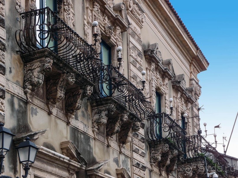 Ачиреале — провинциальный король