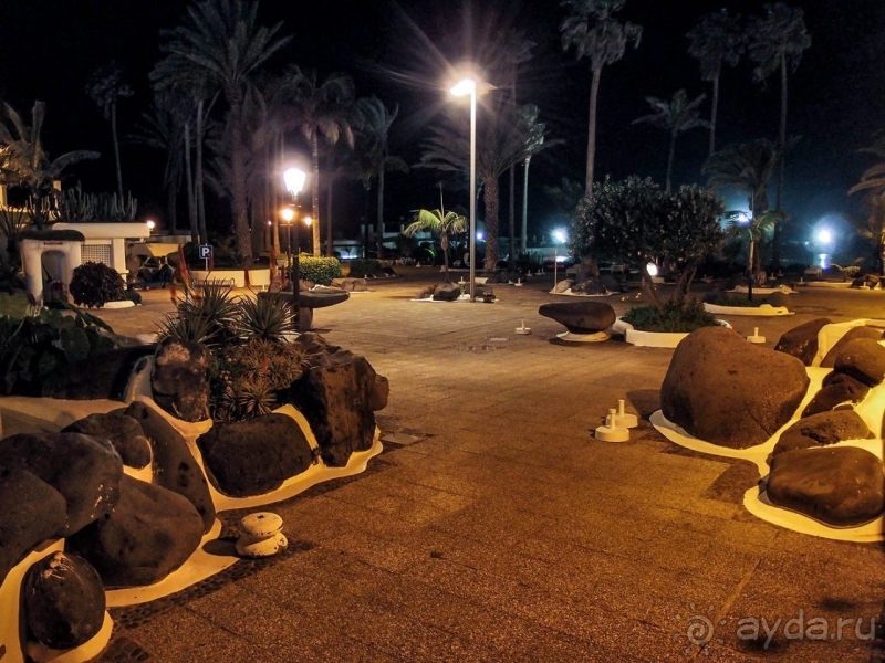 Альбом истории "Всю жизнь я с удовольствием проглатываю книги и фильмы, сюжет которых связан с метаморфозами времени"