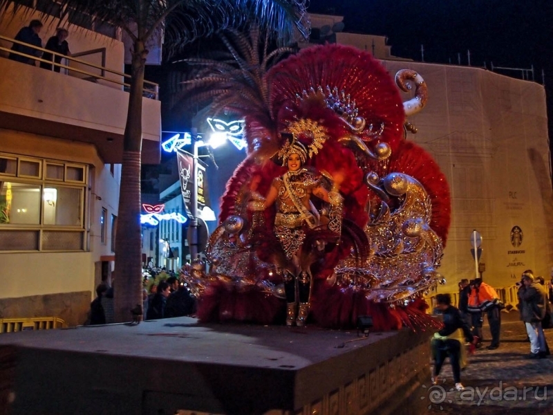 Альбом истории "Всю жизнь я с удовольствием проглатываю книги и фильмы, сюжет которых связан с метаморфозами времени"