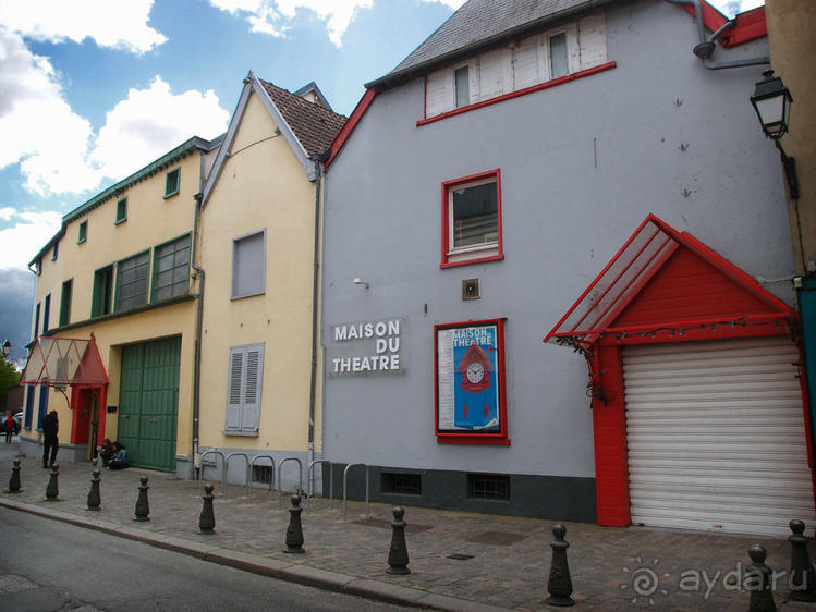 Подводная лодка, марионетки и ортилонаж