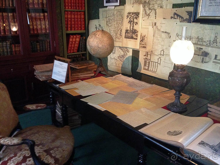 Подводная лодка, марионетки и ортилонаж