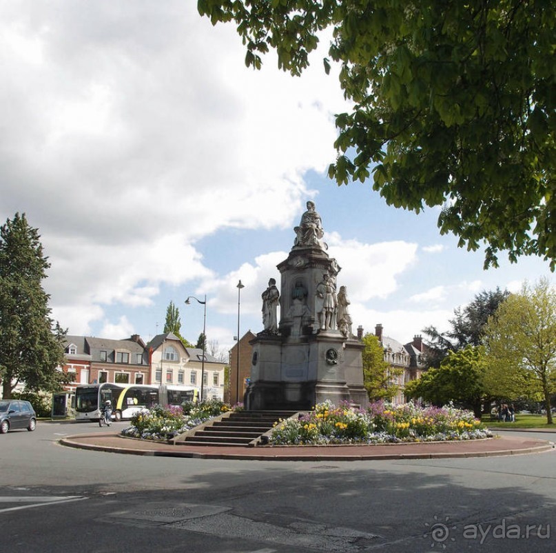 Подводная лодка, марионетки и ортилонаж