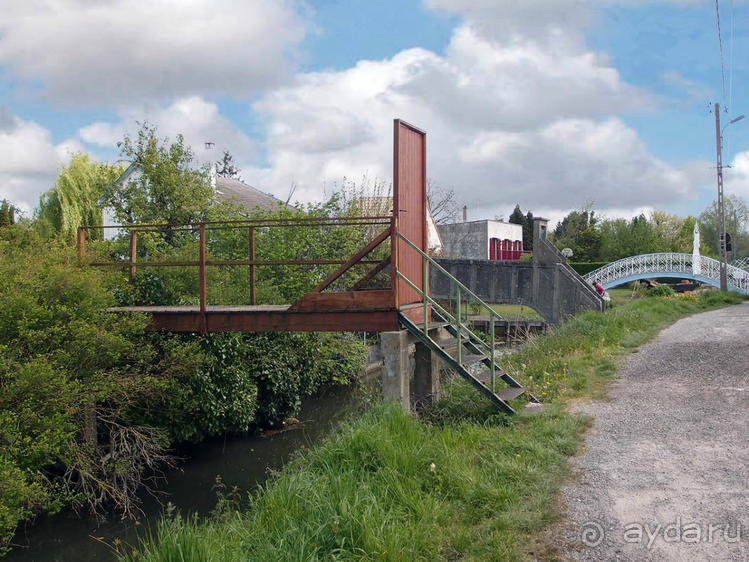 Подводная лодка, марионетки и ортилонаж