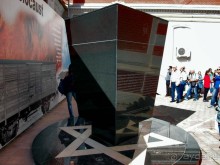 В молельном доме некому молиться