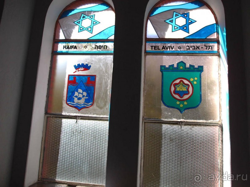 В молельном доме некому молиться