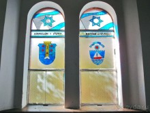 В молельном доме некому молиться