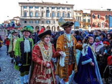 Карнавальное шествие в Вероне