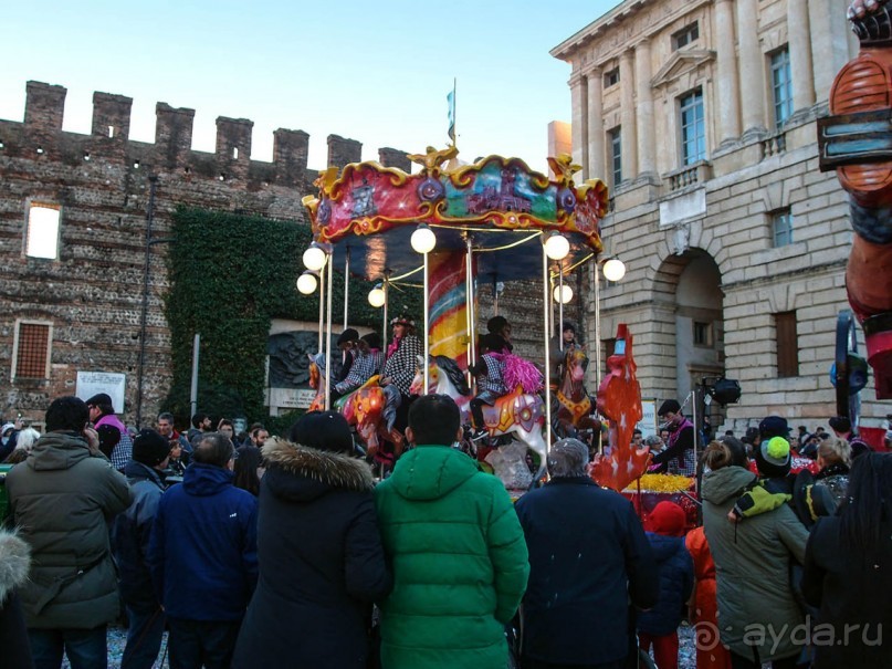 Карнавальное шествие в Вероне