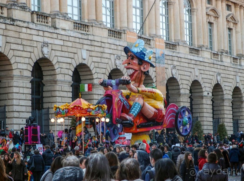 Карнавальное шествие в Вероне