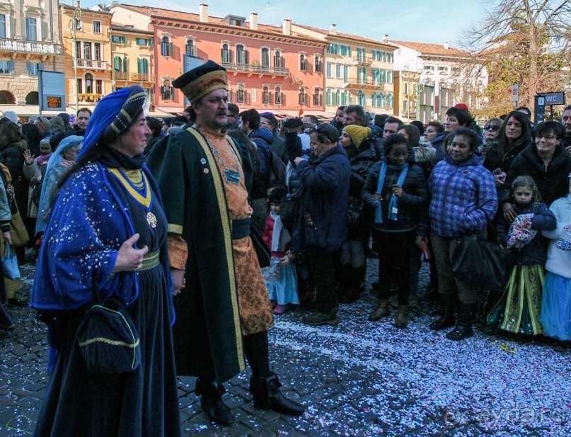 Карнавальное шествие в Вероне
