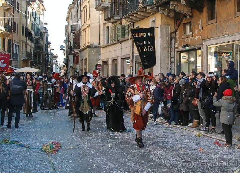 Карнавальное шествие в Вероне