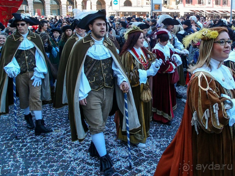 Карнавальное шествие в Вероне