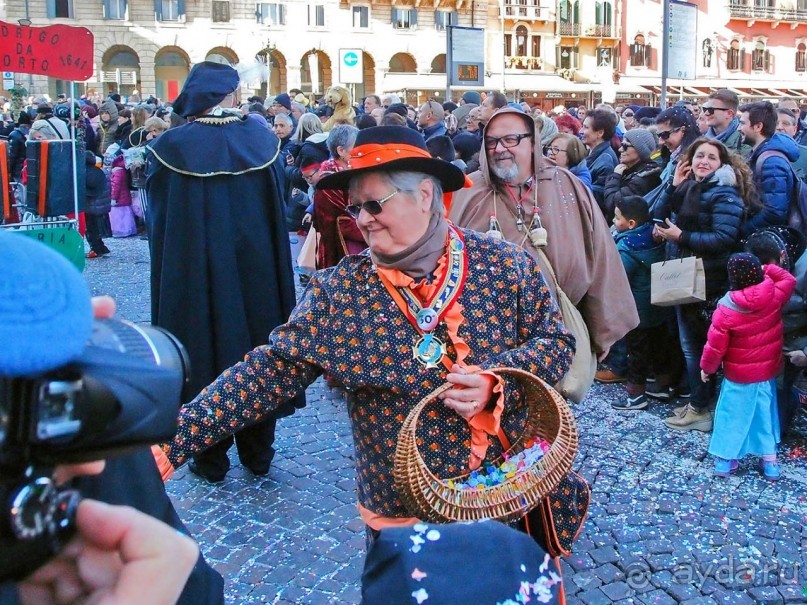 Карнавальное шествие в Вероне