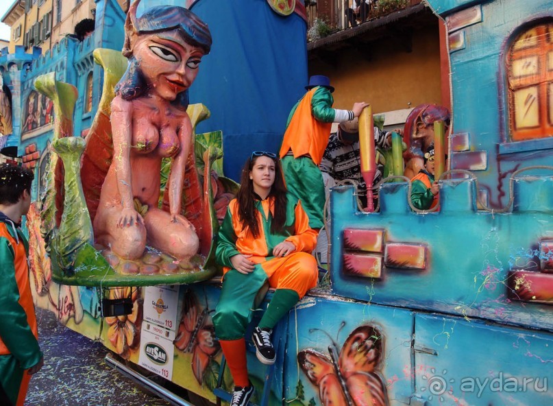 Карнавальное шествие в Вероне