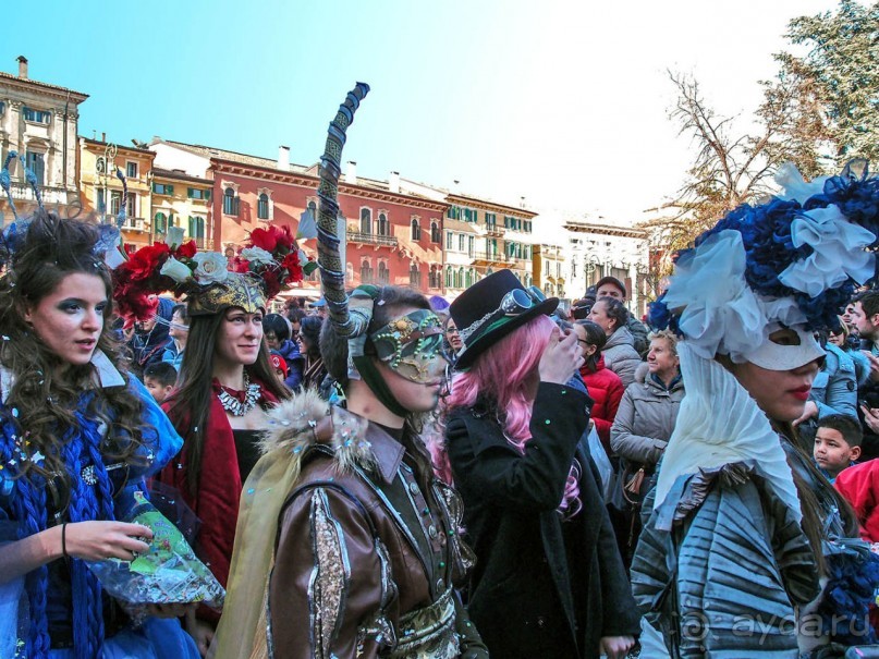 Карнавальное шествие в Вероне