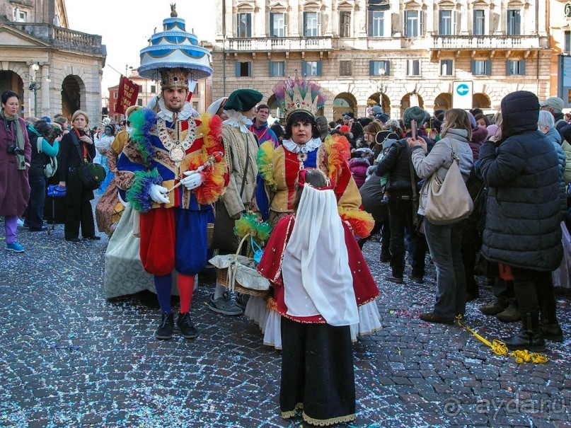 Карнавальное шествие в Вероне