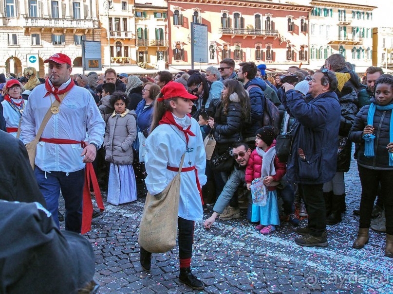 Карнавальное шествие в Вероне
