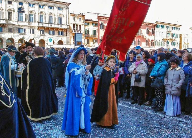 Карнавальное шествие в Вероне