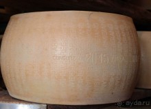 Альбом отзыва "Парма — значит, пармезан!"