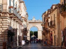 Пышность форм идеального города