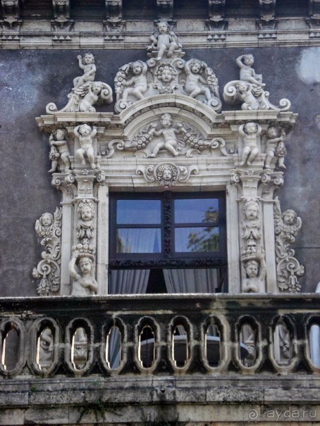 Пышность форм идеального города