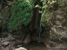 Солнечный остров посреди двух морей