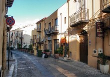 Чефалý сам себе голова